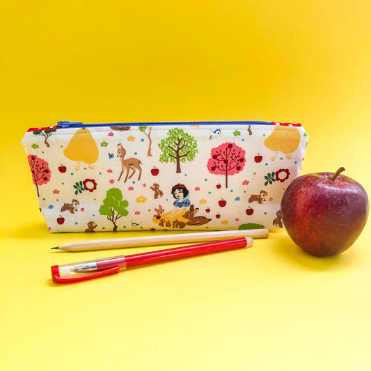 Snow White Standing Pouch