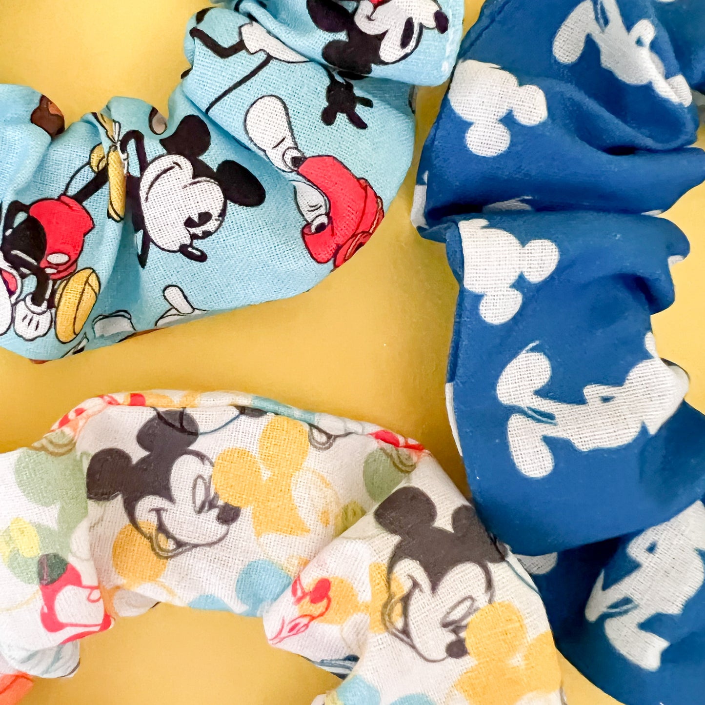 Bright Mickey Scrunchie Set