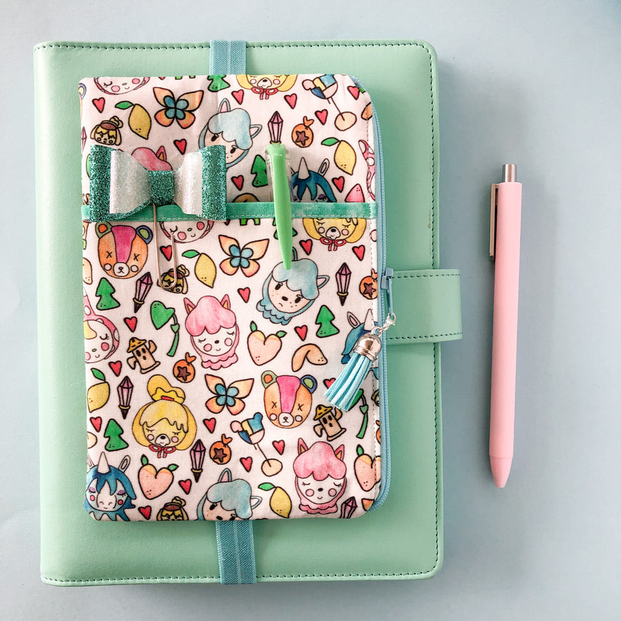 Animal Crossing Doodle Pocket Pouch
