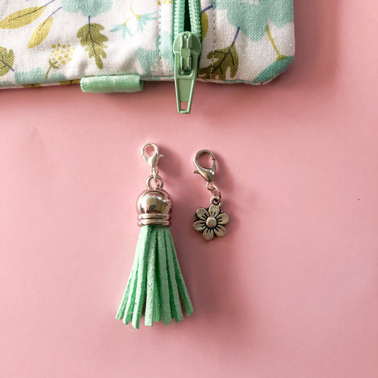 Vintage Floral Flat Lay Pouch