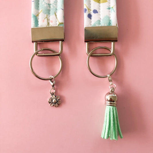 Vintage Floral Keyfob