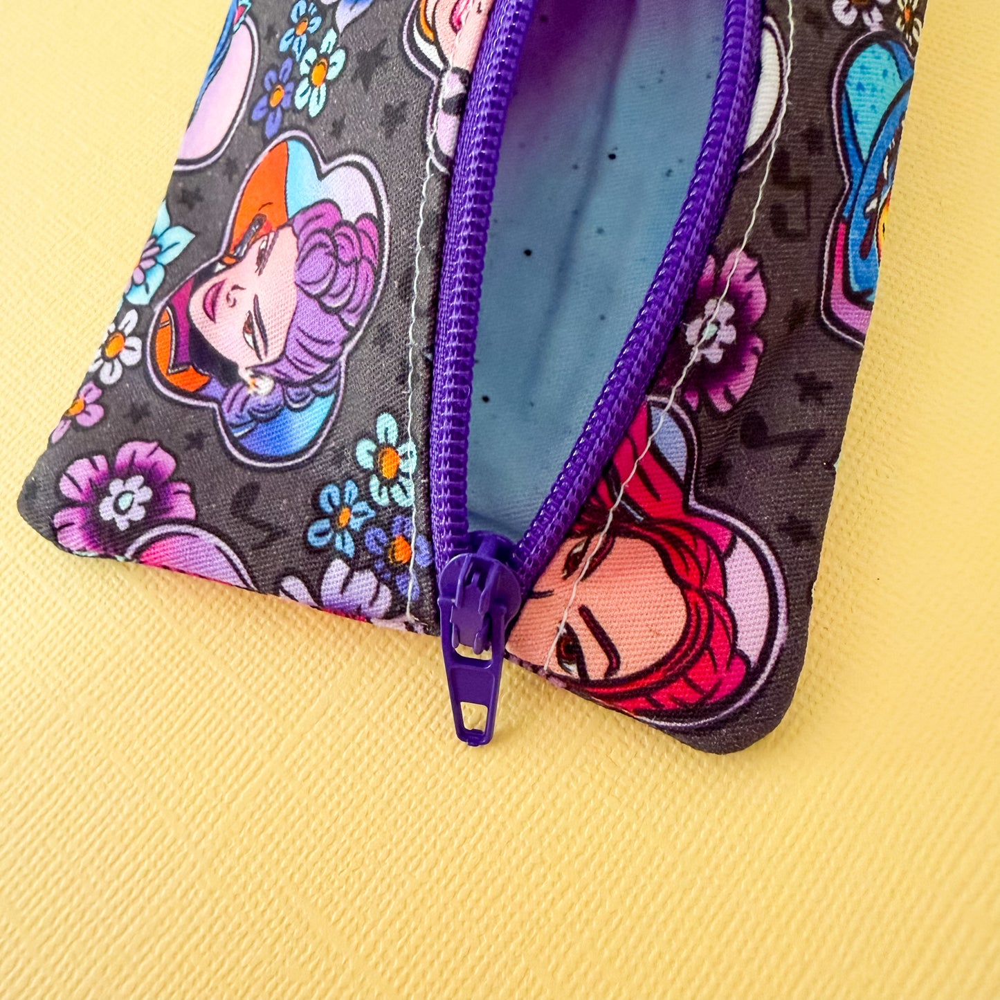 K-Pop Demon Hunters Mini Pouch