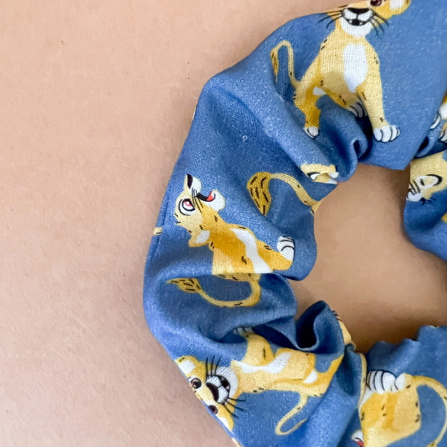 Mustard Lion King Scrunchie Set