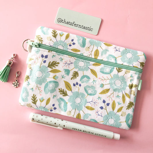 Vintage Floral Flat Lay Pouch
