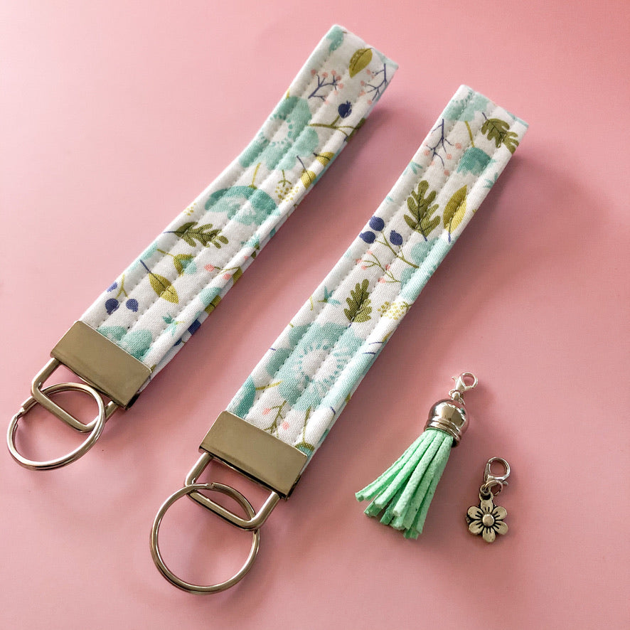 Vintage Floral Keyfob