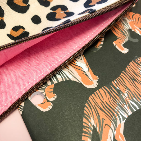 Mod Leopard Free Standing Pouch