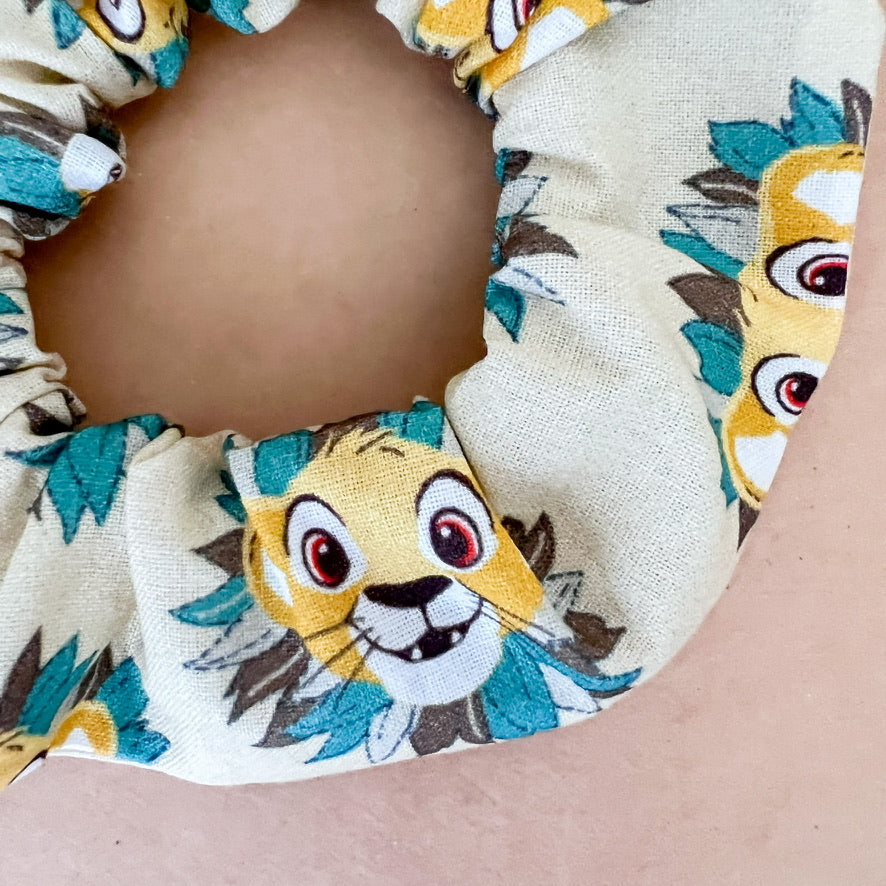Mustard Lion King Scrunchie Set
