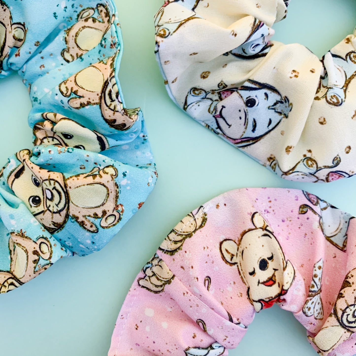 Cutie Winnie The Pooh Scrunchie Set